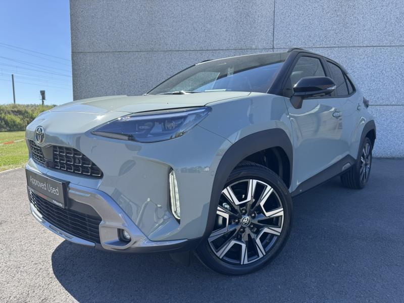 Toyota Yaris Cross 1.5 HEV 130 CVT Premiere Edition de direc, Autos, Achat, Euro 6, 109 g/km, Noir