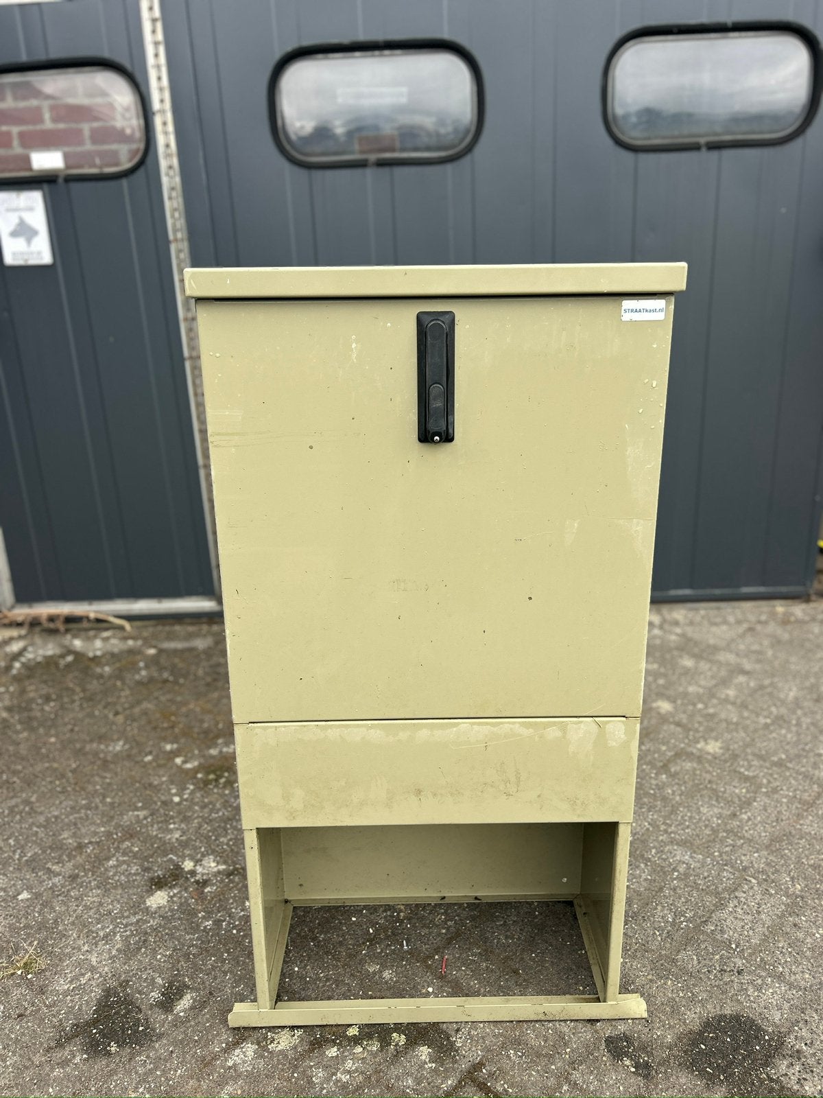 Armoire à gaz en métal, Bricolage & Construction, Métaux, Enlèvement, Comme neuf