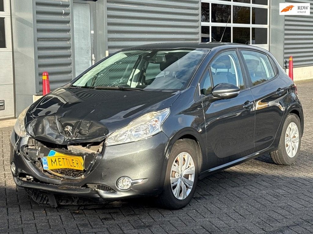 Peugeot 208 1.2 VTi Envy, navigatie, cruise control, Autos, Peugeot, Entreprise, Achat, ABS, Airbags, Air conditionné, Climatisation automatique