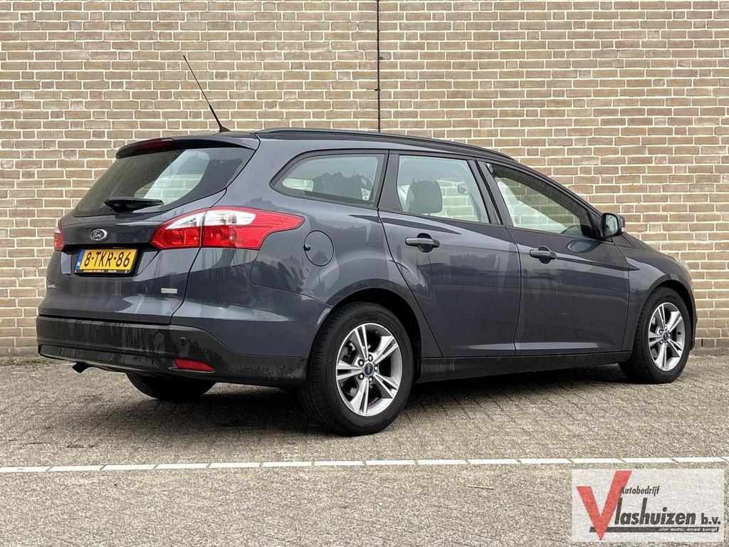 Ford Focus Wagon 1.0 EcoBoost Edition | Airco | Cruise | Nav, Focus, Bedrijf, Start-stop-systeem, Zilver of Grijs