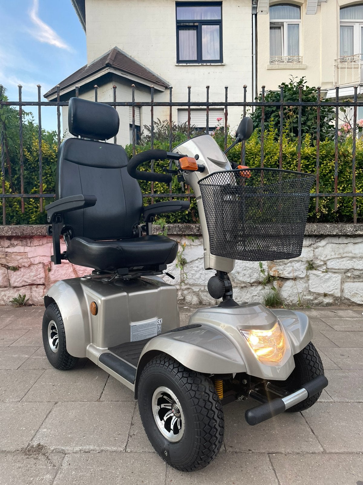 Scootmobiel Vermeiren Ceres 4 voiturette électrique PMR, Divers, Chaises roulantes, Enlèvement ou Envoi, Pliant, Comme neuf, Fauteuil roulant électrique