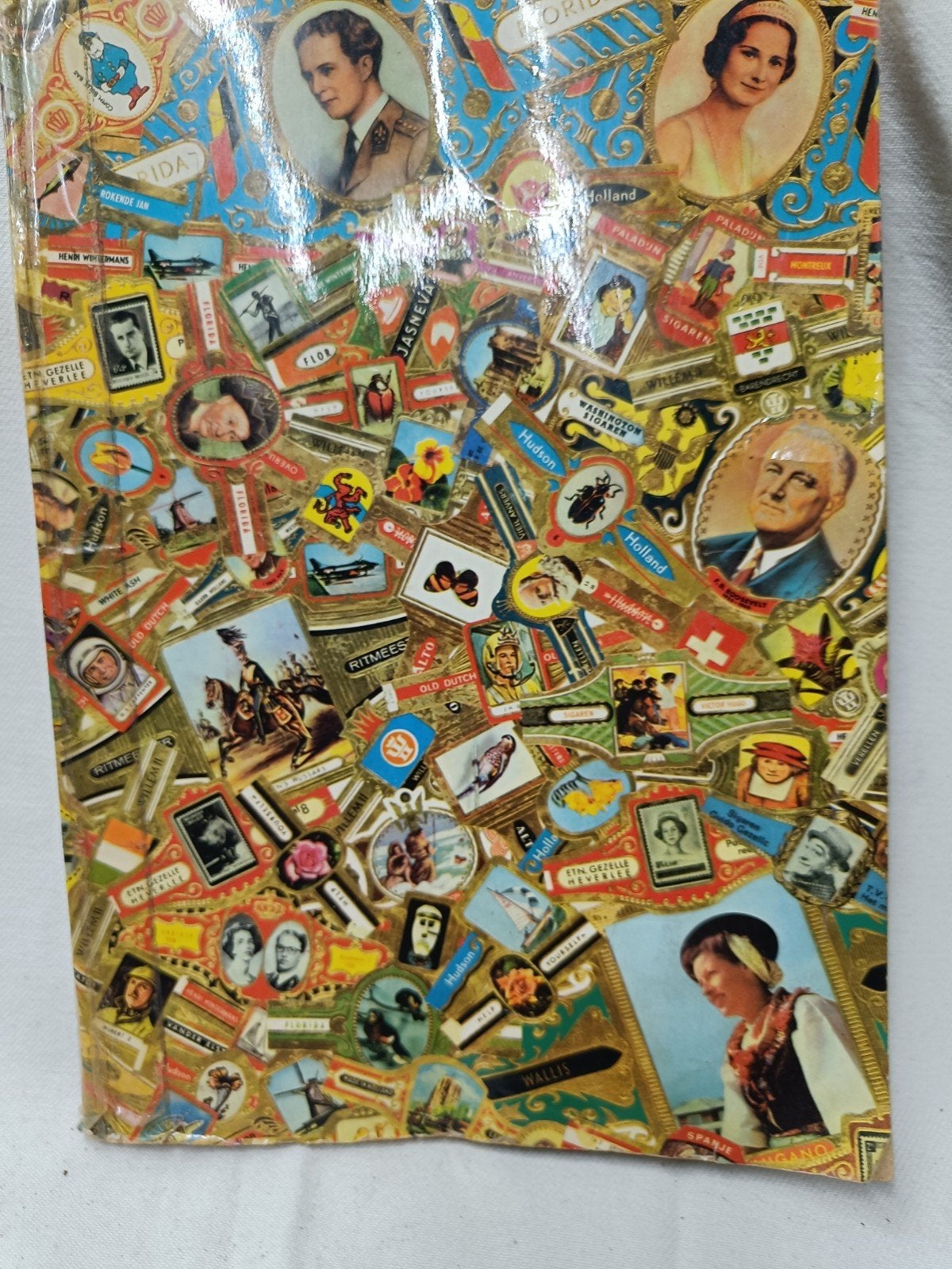 Boek met verschillende sigarenbanden, Verzamelen, Ophalen