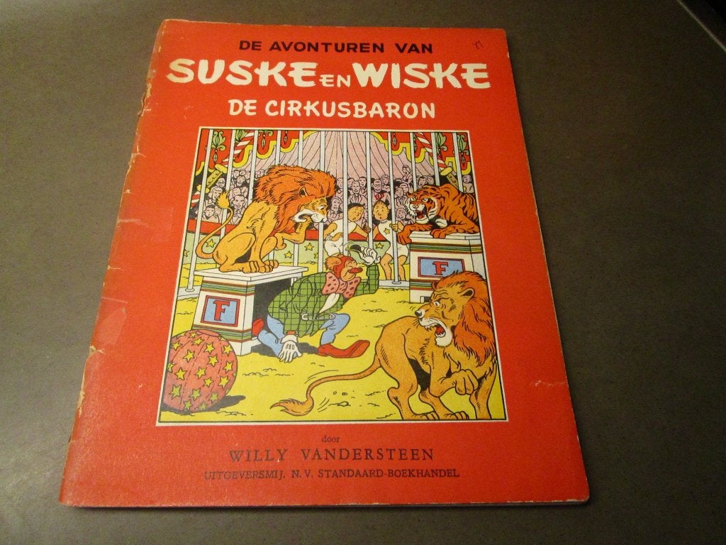 Sus en Wis - De cirkusbaron - 1954 - 1e druk, Boeken, Gelezen, Willy Vandersteen, Eén stripboek, Ophalen of Verzenden