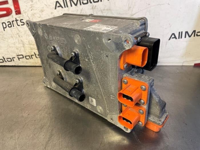 Chargeur de batterie d'un Volkswagen Golf, Autos : Pièces & Accessoires, Volkswagen, -, 3 mois de garantie, Utilisé