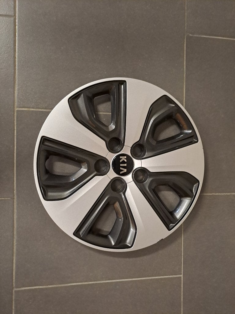 Enjoliveur Kia Niro 16P 1 pièce / 25 euros, Enlèvement, Comme neuf