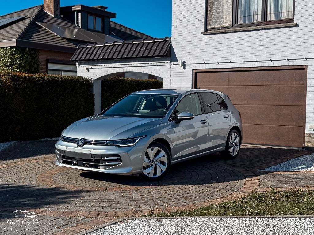 Volkswagen Golf VIII/Camera/ACC/LED/Keyless/CarPlay/4J Garan, Auto's, Volkswagen, Voorwielaandrijving, 4 deurs, Stof, 1498 cc