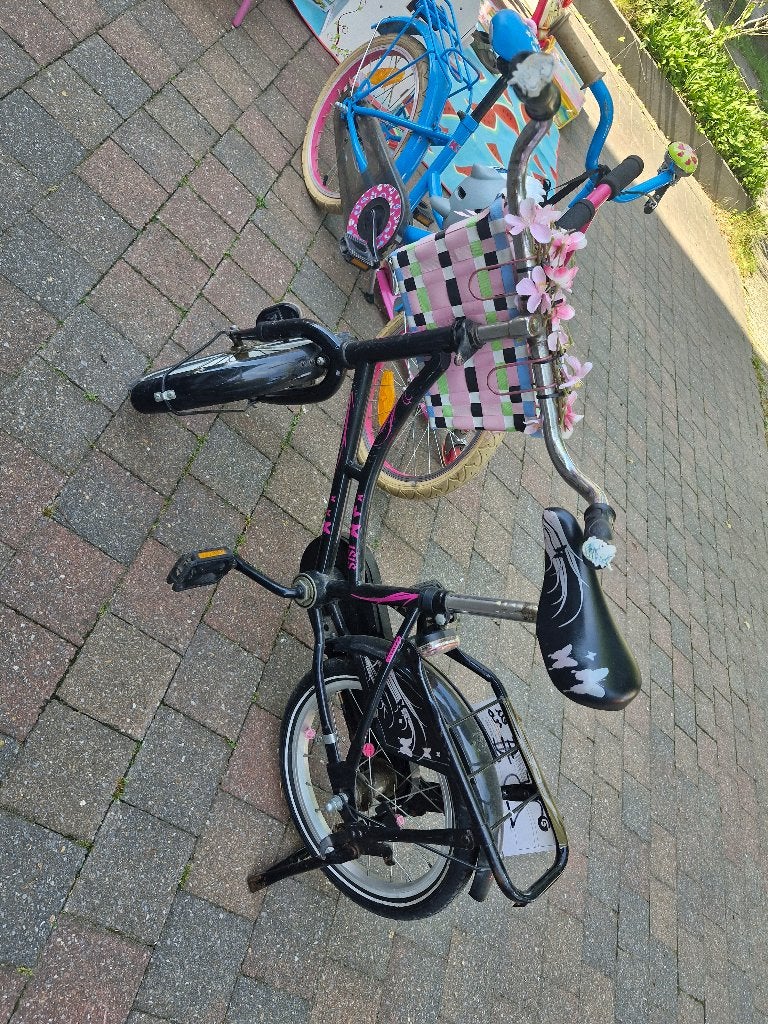 Hollandse omafiets voor kinderen met nieuwe banden 16", Fietsen en Brommers, Ophalen, Gebruikt