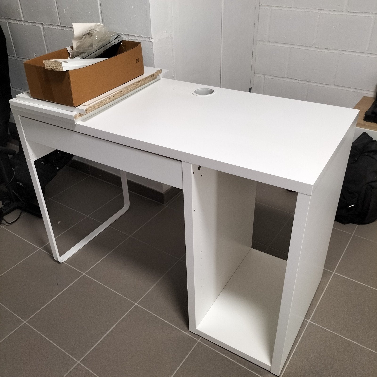 ikea bureau, Huis en Inrichting, Bureaus, Ophalen, Gebruikt, IKEA