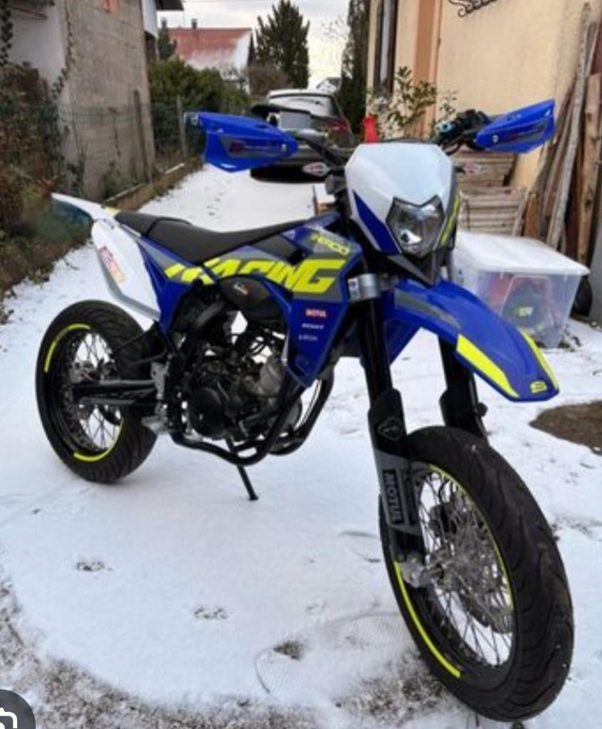 Sherco SM-RS 50, Fietsen en Brommers, 6 versnellingen, Zo goed als nieuw, 50 cc, Ophalen