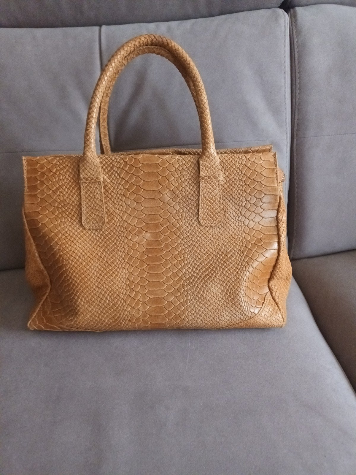 très beau sac à main en cuir, Bijoux, Sacs & Beauté, Enlèvement ou Envoi, Brun, Sac à main