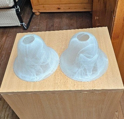 Deux apat jour en "pate de verre" Disponible, Neuf, Enlèvement ou Envoi, Rond, Autres types