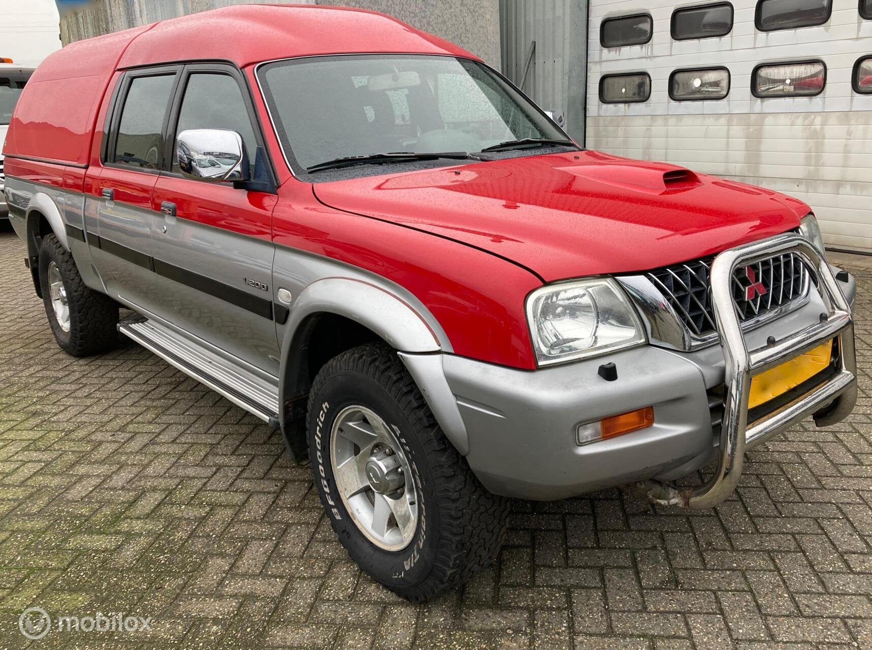 Mitsubishi L200 4WD AUTOMAAT € 5750,- +21% BTW START NIET, Auto's, Automaat, 4 deurs, Stof, Gebruikt