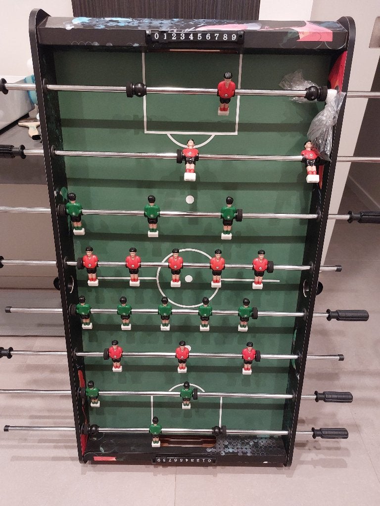 Kickertafel binnenspeelgoed, Enlèvement, Comme neuf