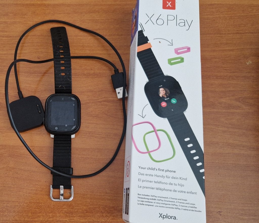 Xplora X6 Play noire (montre intelligente pour enfants), Étanche, Enlèvement ou Envoi, Xplora, Comme neuf