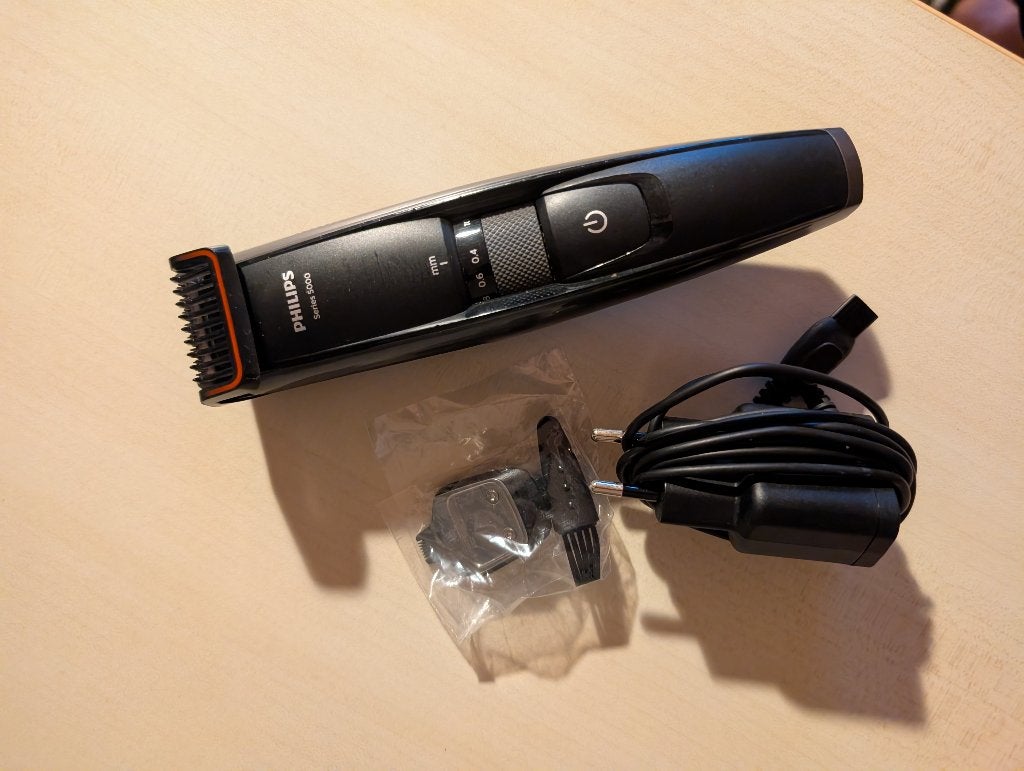 Philips trimmer, Elektronische apparatuur, Ophalen, Zo goed als nieuw, Scheren en Epileren