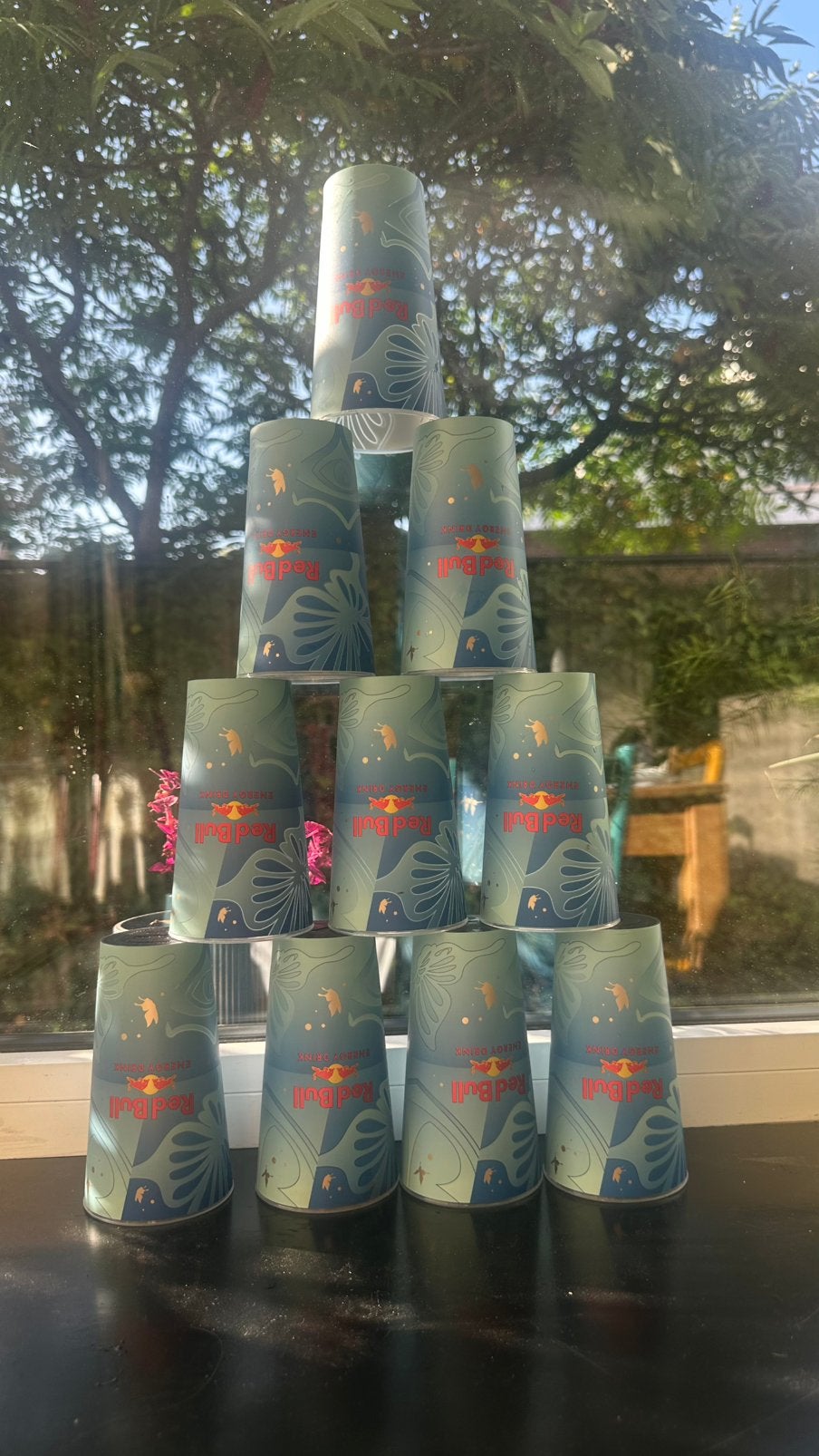 Tomorrowland 2026 x coupes Redbull, Enlèvement ou Envoi, Comme neuf