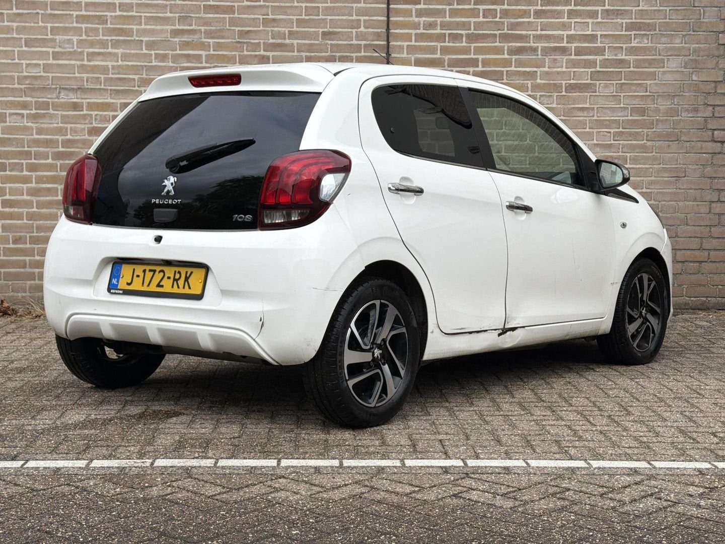 Peugeot 108 1.0 e-VTi Allure | € 3.250,- NETTO! | 5-Deurs |, Autos, Achat, Ordinateur de bord, Entreprise, Boîte manuelle