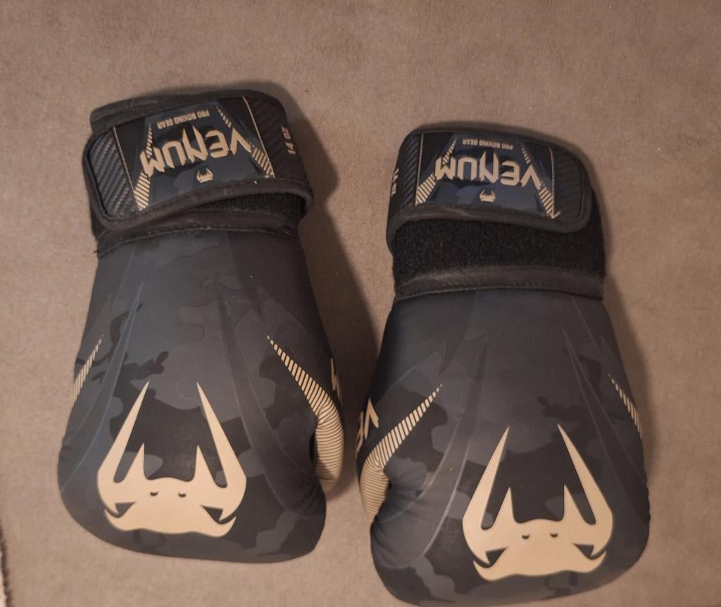 Venum bokshandschoenen, Sport en Fitness, Ophalen of Verzenden, Bokshandschoenen