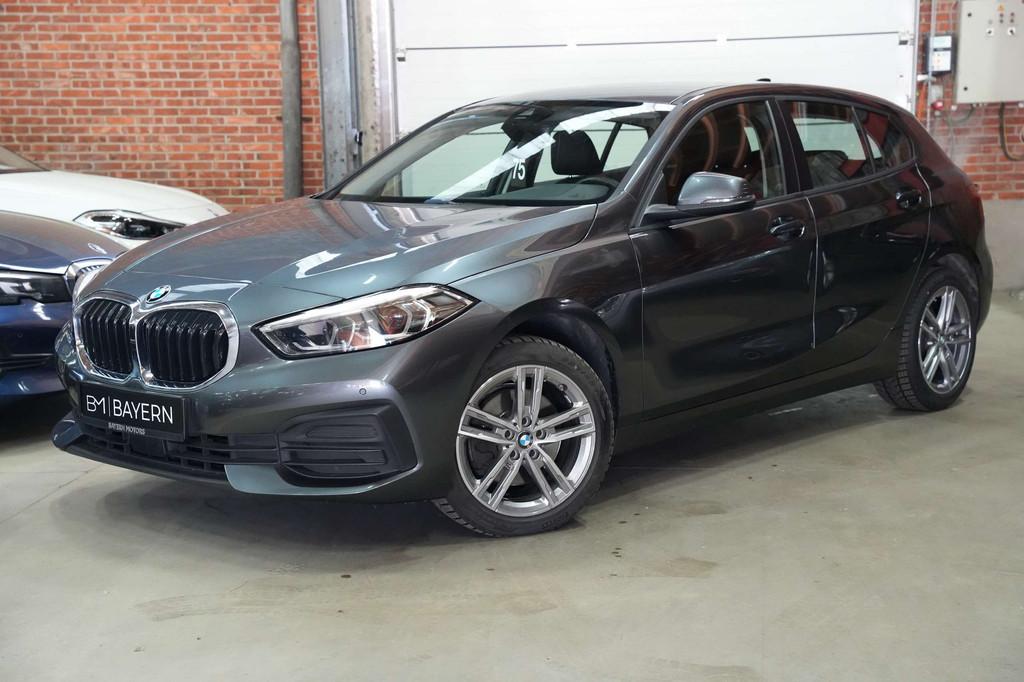 BMW 116 d LED CarPlay Navi EURO 6d Garantie, Autos, BMW, Argent ou Gris, Achat, Euro 6, Entreprise