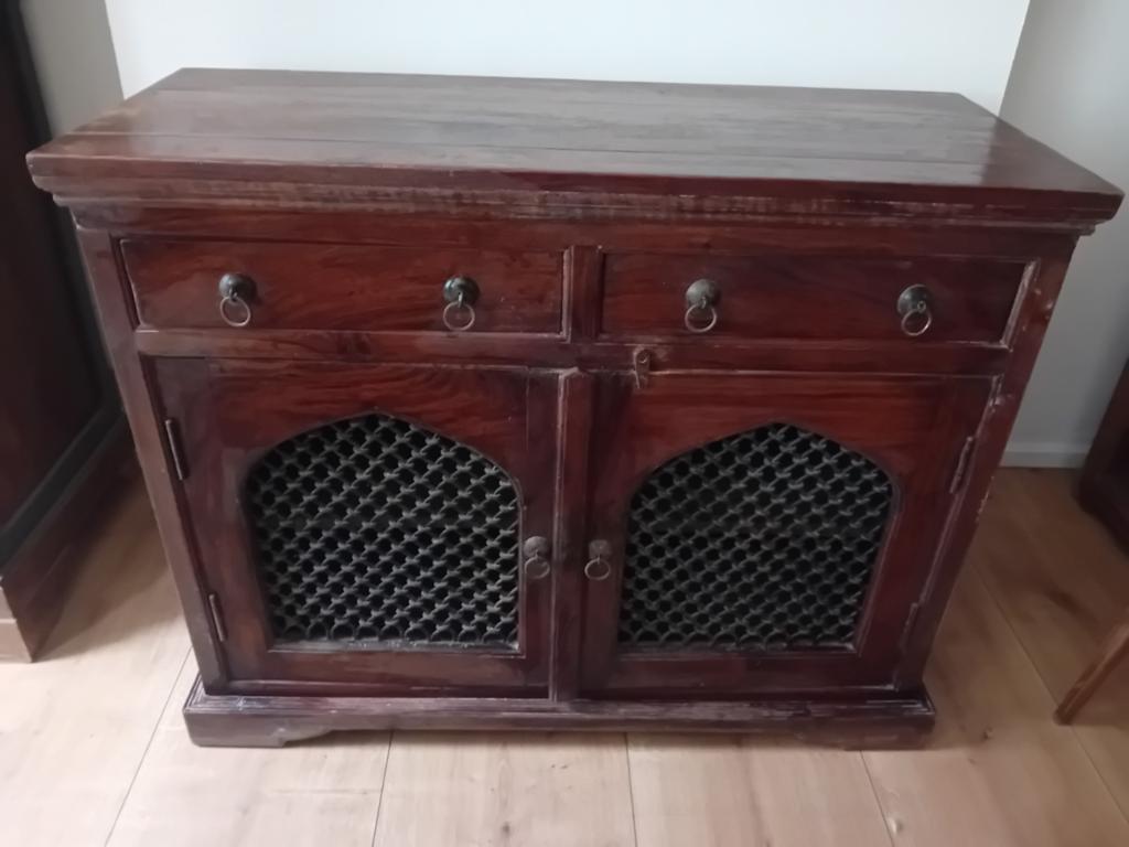 Buffet en bois de sheesham massif, Maison & Meubles, Enlèvement, Avec porte(s)