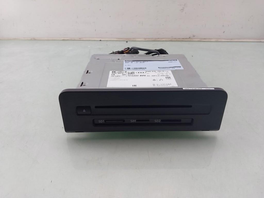MULTI MEDIA COMPUTER Audi Q5 (FYB / FYG) (01-2016/11-2020), Gebruikt, Audi