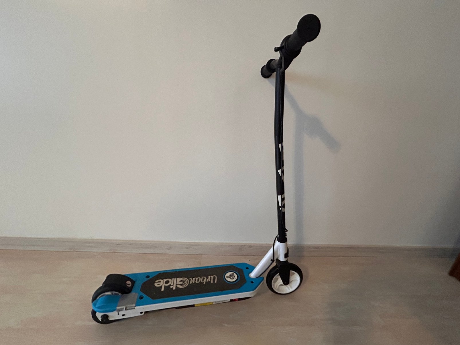 Tortinette pour enfants, Vélos & Vélomoteurs, Enlèvement, Utilisé, Step électrique (E-scooter)