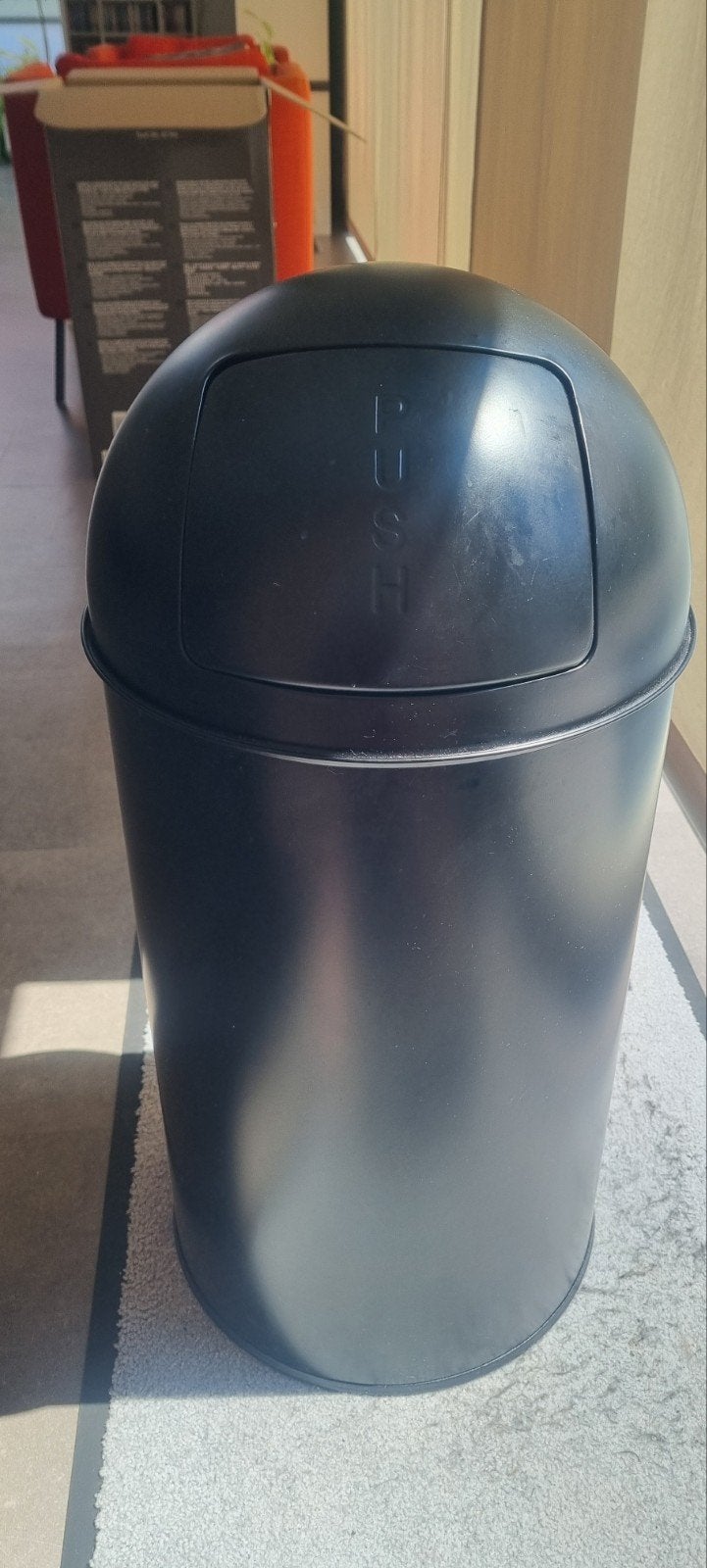 Poubelle 40 litres, Enlèvement