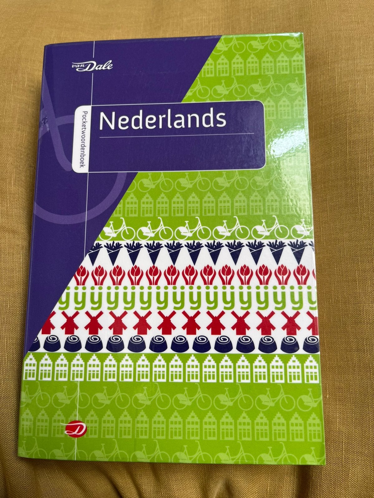 Dictionnaire de poche néerlandais | Van Dale, Livres, Enlèvement ou Envoi, Néerlandais, Comme neuf, Van Dale