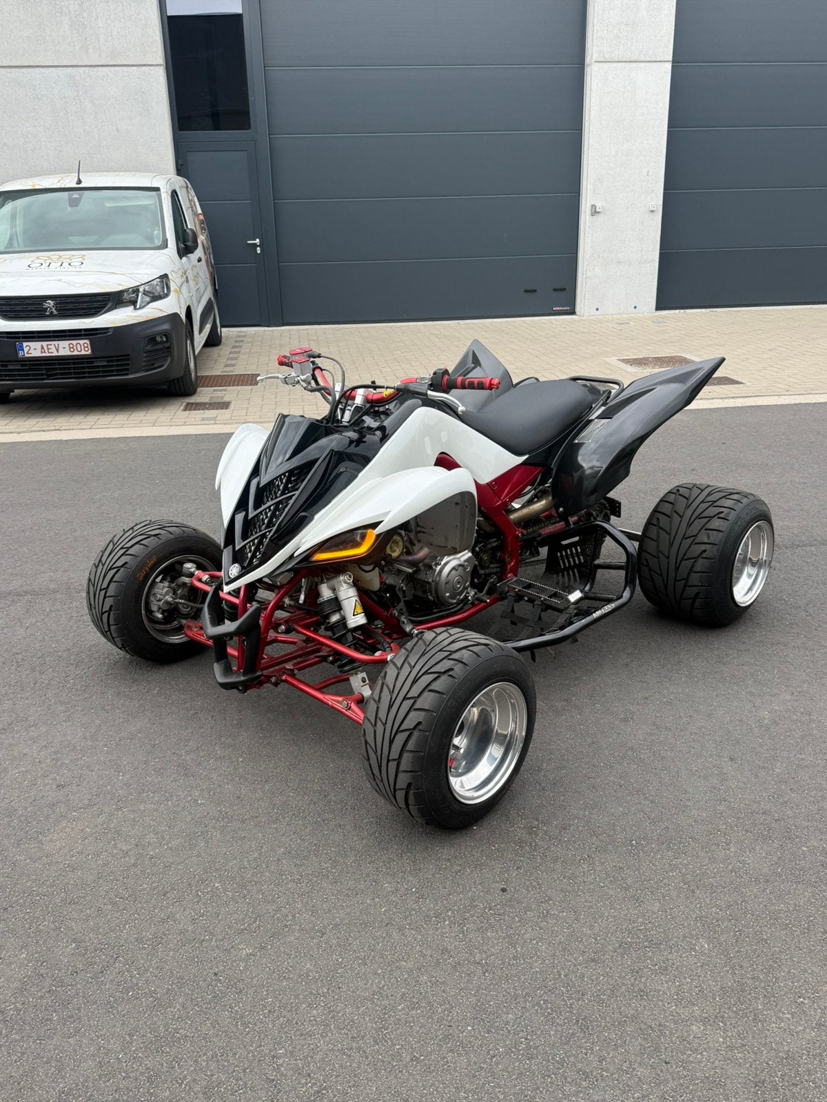 Yamaha Raptor 700R 2010 — Très belle version, Motos, 12 à 35 kW, 689 cm³, 1 cylindre