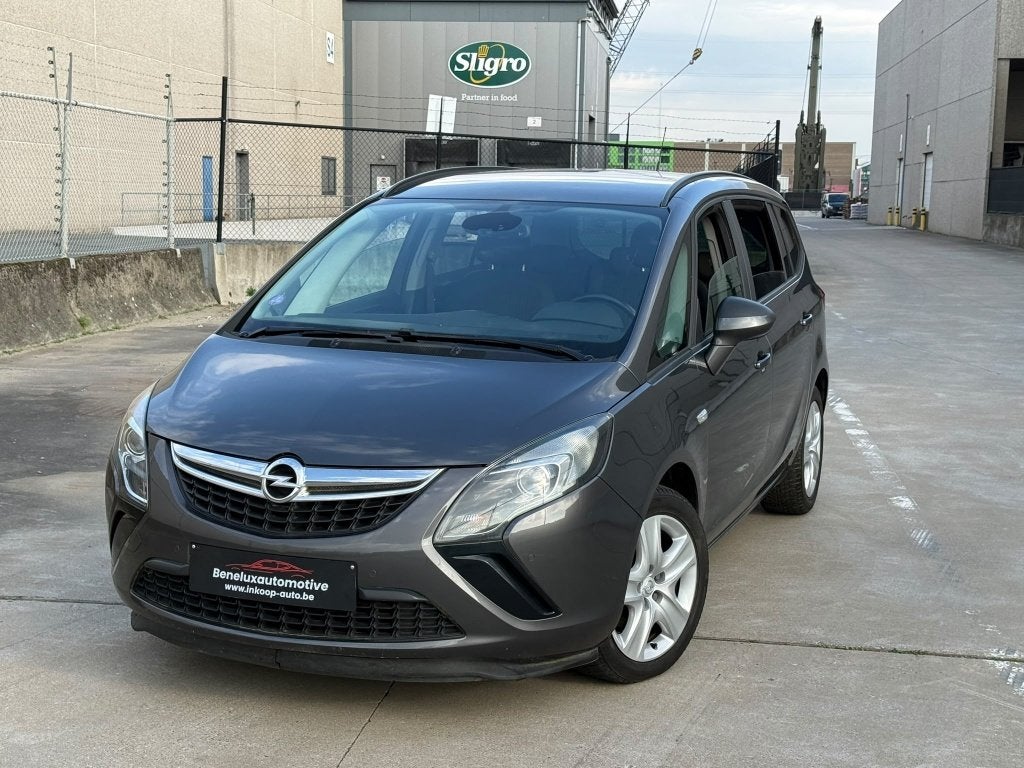 Opel Zafira 1.4 Turbo Cosmo, Autos, Achat, Ordinateur de bord, Euro 6, Entreprise