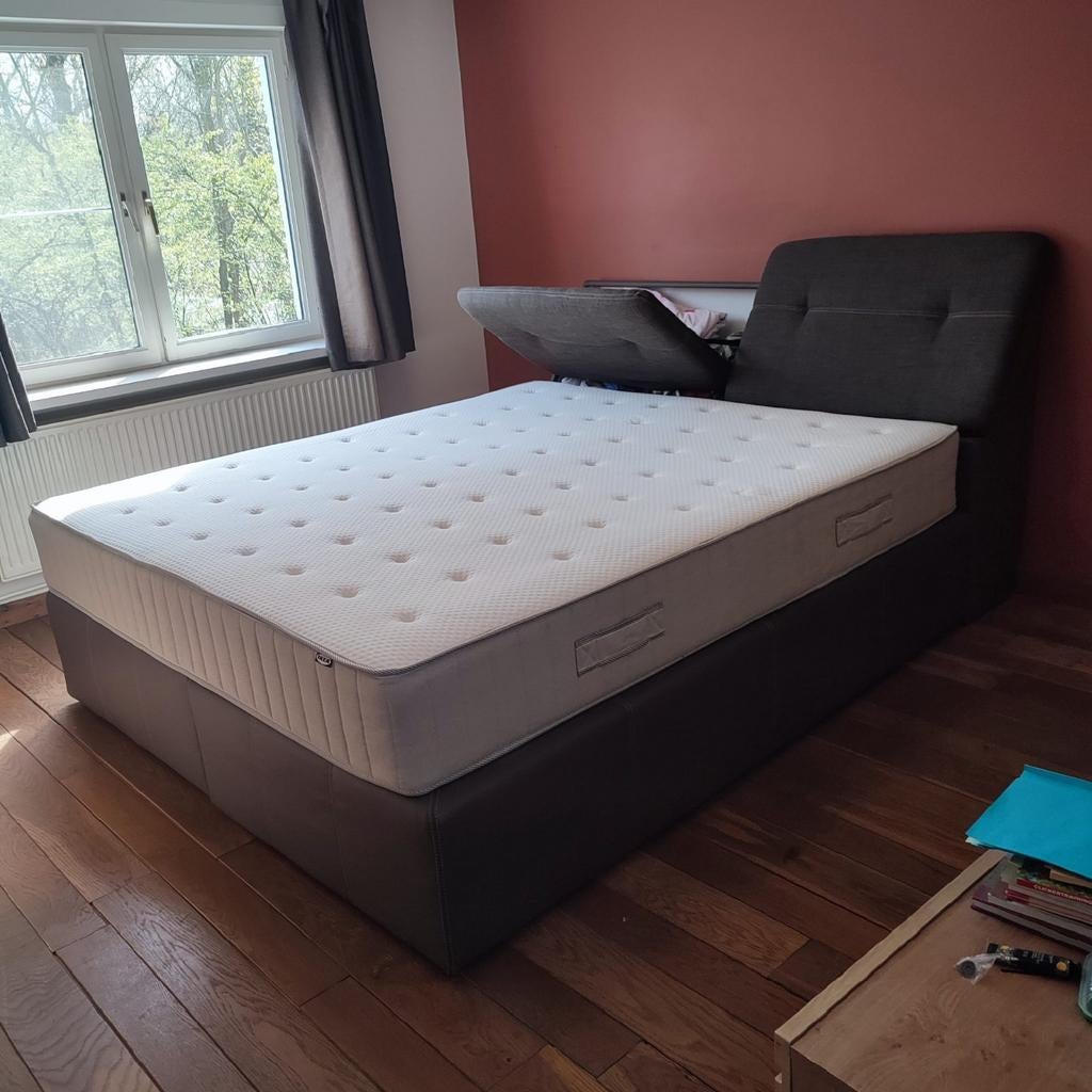 Boxspring, Enlèvement