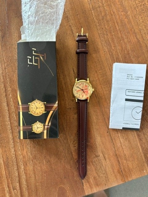 Nieuw uurwerk vintage, Ophalen of Verzenden, Polshorloge, Overige merken, Met bandje