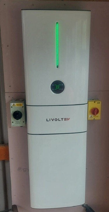 Hybride omvormer en thuisbatterij, Ophalen, Zo goed als nieuw, Compleet systeem