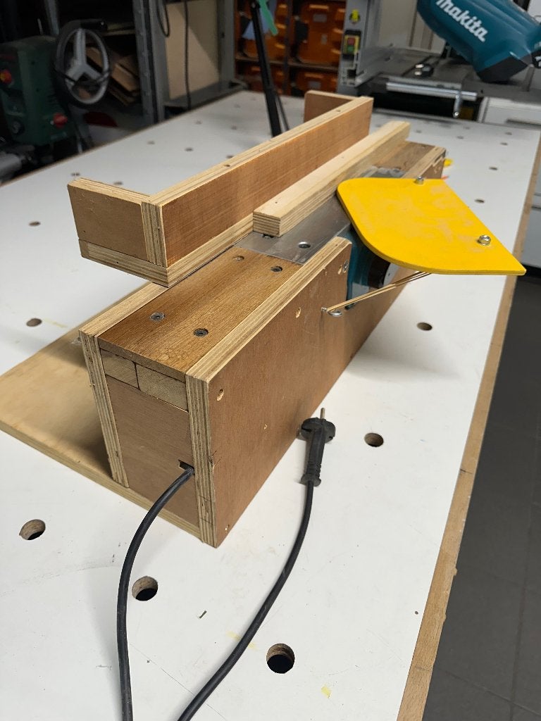 Schaafmachine Makita ingebouwd voor hobby, Hobby en Vrije tijd, Ophalen, Gebruikt