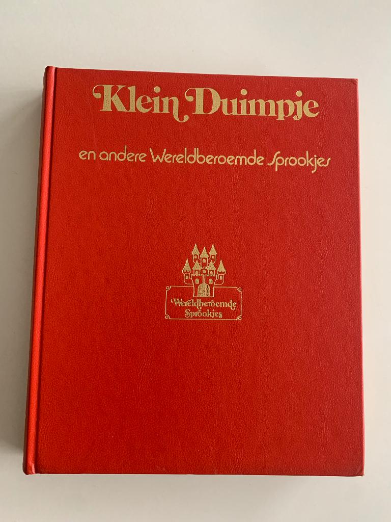 Klein duimpje en andere wereldberoemde sprookjes, Boeken, Ophalen of Verzenden, Gelezen