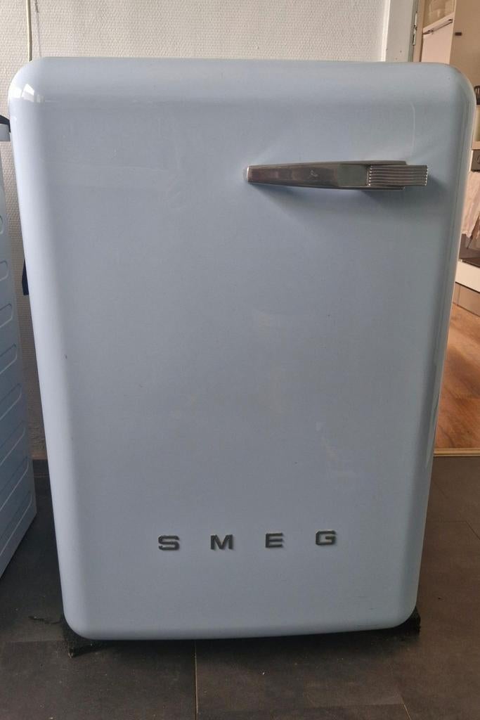 SMEG wasmachine in prima staat, Elektronische apparatuur, Wasmachines, Ophalen