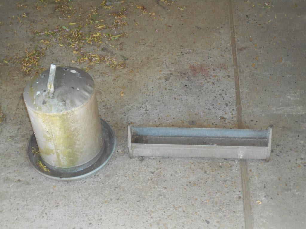 kippen voerbak en drinkbak, Meerdere dieren, Overige soorten