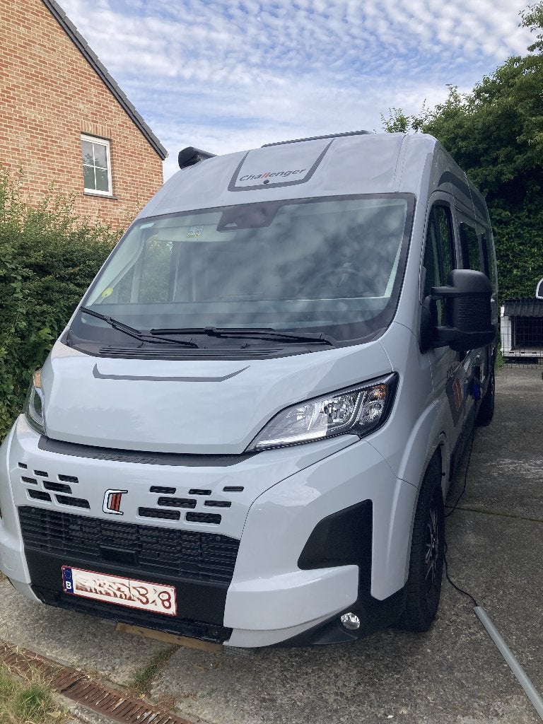 Van aménagé Challenger, 5 à 6 mètres, Fiat, 5 à 6 mètres, Particulier