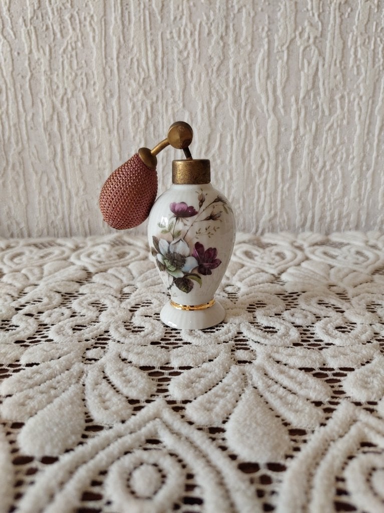 porseleinen parfumflesje, Verzamelen, Parfumverzamelingen, Ophalen, Gebruikt, Parfumfles