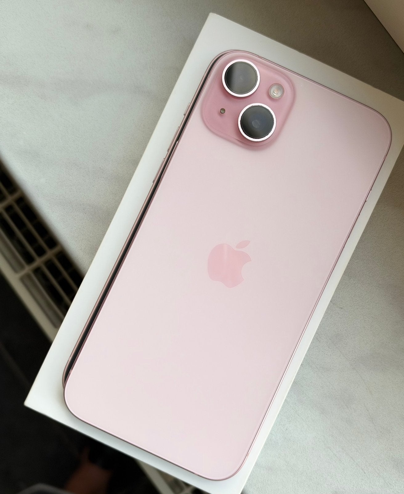 Iphone 15 plus, Ophalen, Zo goed als nieuw, Roze, IPhone 15