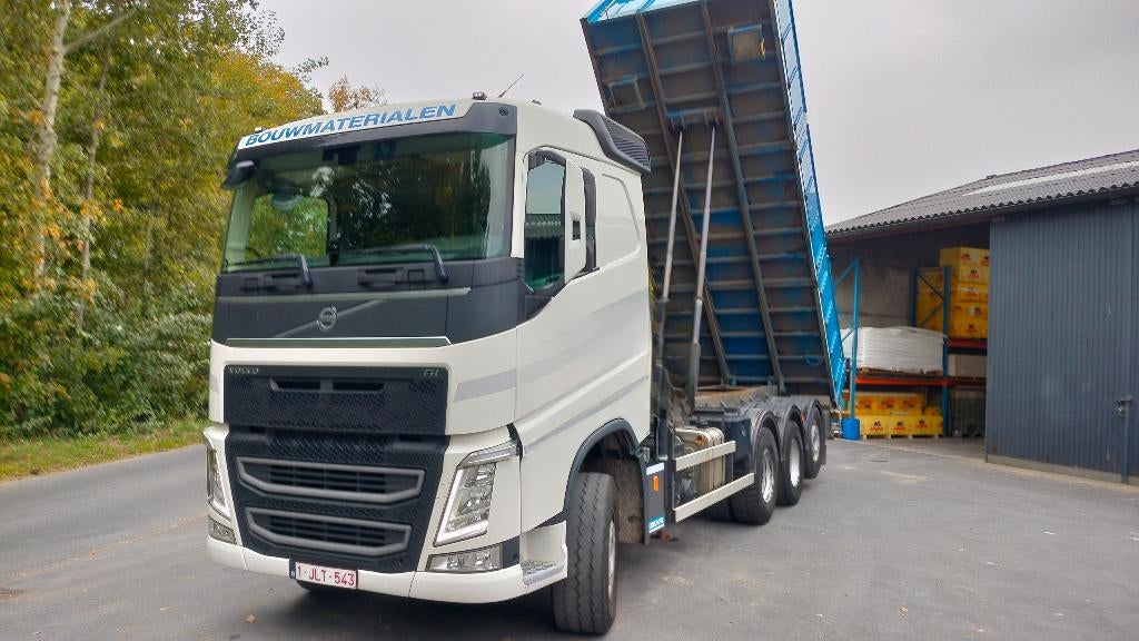 VRACHTWAGEN VOLVO TRIDEM FH 8 X 4, Articles professionnels, Machines & Construction | Transport, Enlèvement