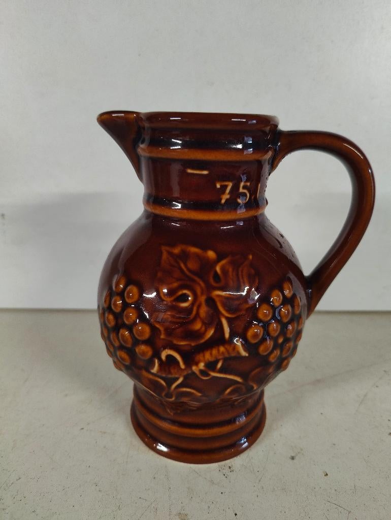 Vintage bruine keramische wijnkan, Antiek en Kunst, Ophalen of Verzenden