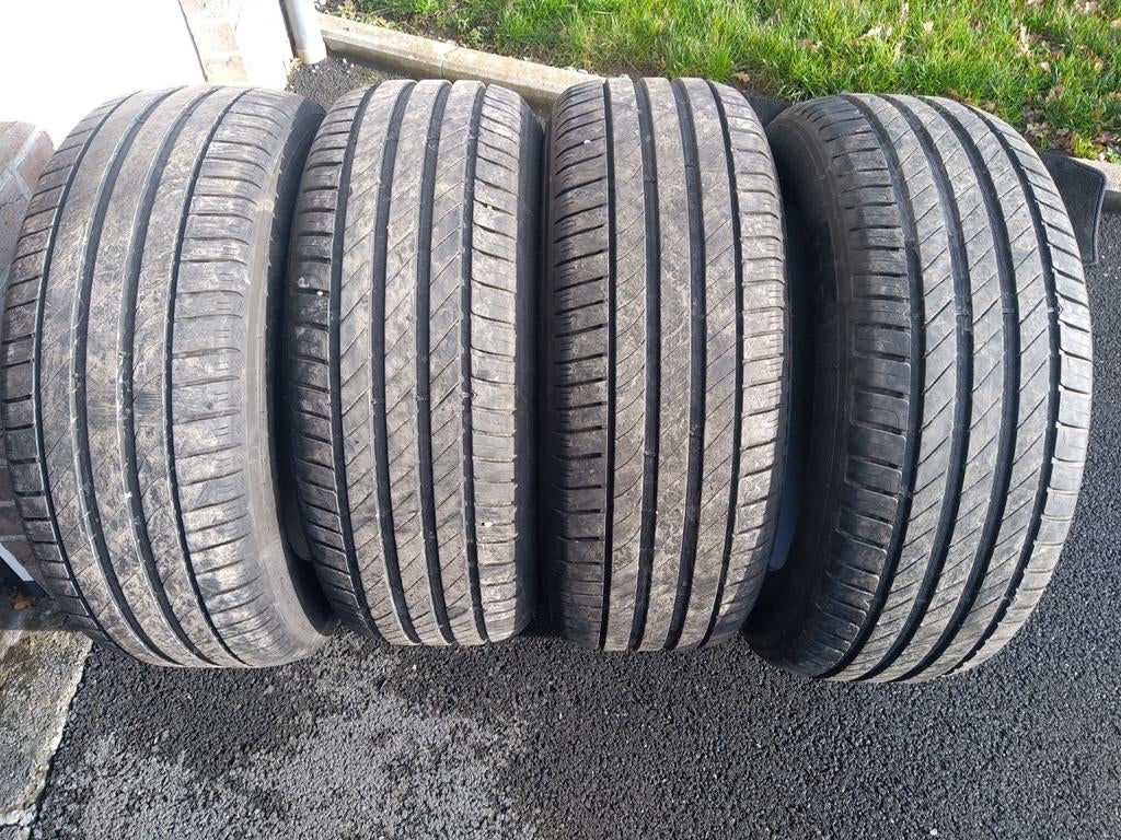 Pneus Dunlop Dynaxer été, Enlèvement, 4 Saisons, Pneu(s)