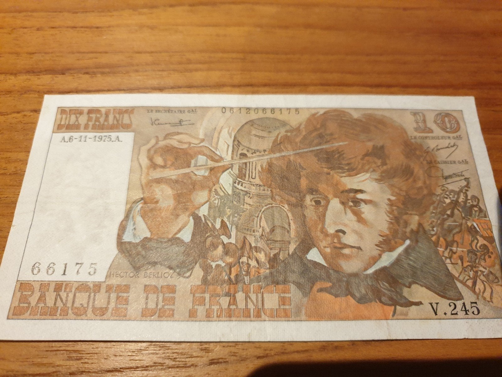 billet de 10 francs francais, Enlèvement
