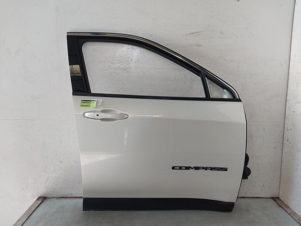 PORTIER RECHTS VOOR Jeep Compass II (MP) (|52243917|), Webaccessibility@stellantis.com, Gebruikt, Voor, Taurusavenue 1
2132 LS  Hoofddorp, NL