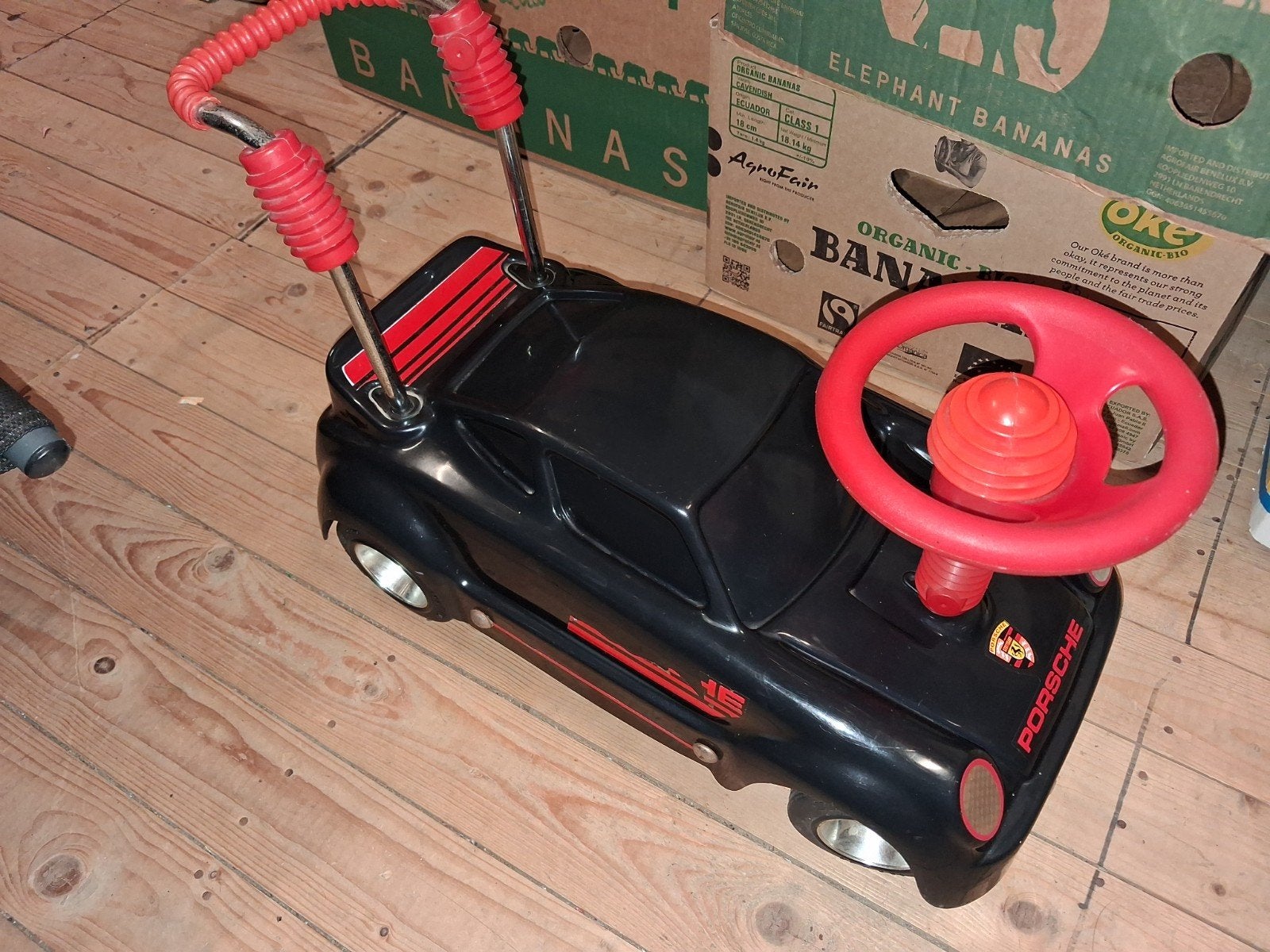 Oude Porsche loopauto, Enlèvement
