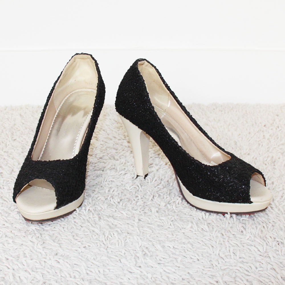 Prachtige Vintage Pumps s24 (Maat 38) € 35,-, Kleding | Dames, Pumps, Overige kleuren, Vintage ., Ophalen of Verzenden