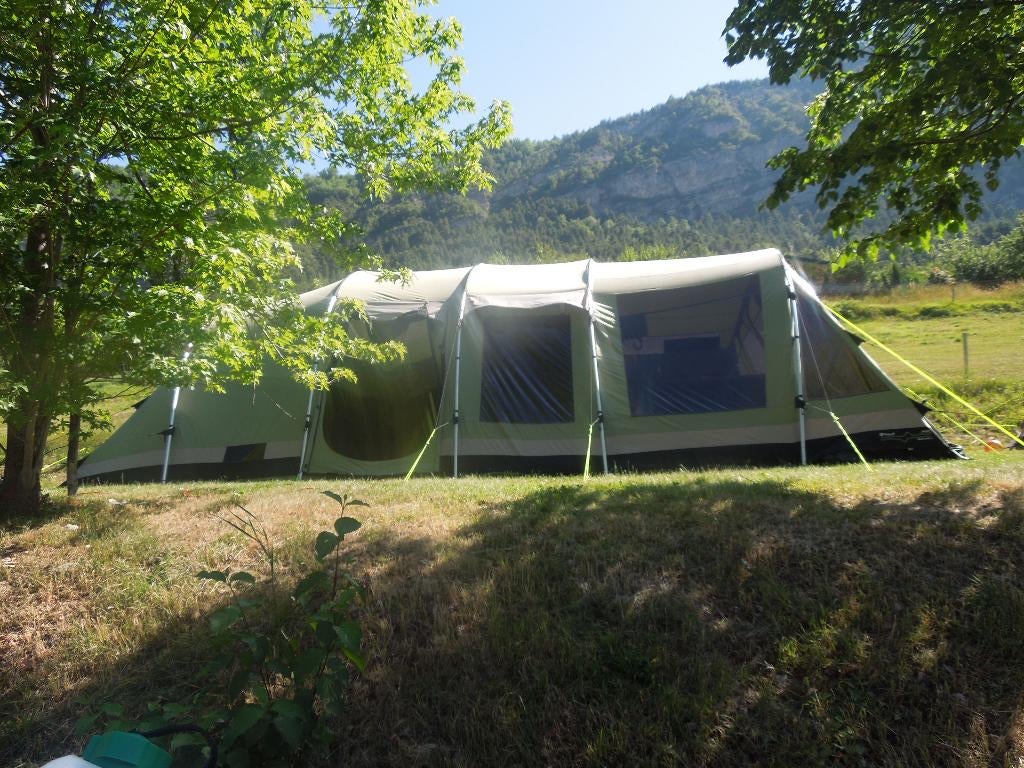 Ruime tunneltent Outwell Wolf Lake 7, Caravans en Kamperen, Tenten, Ophalen, Gebruikt, Meer dan 6