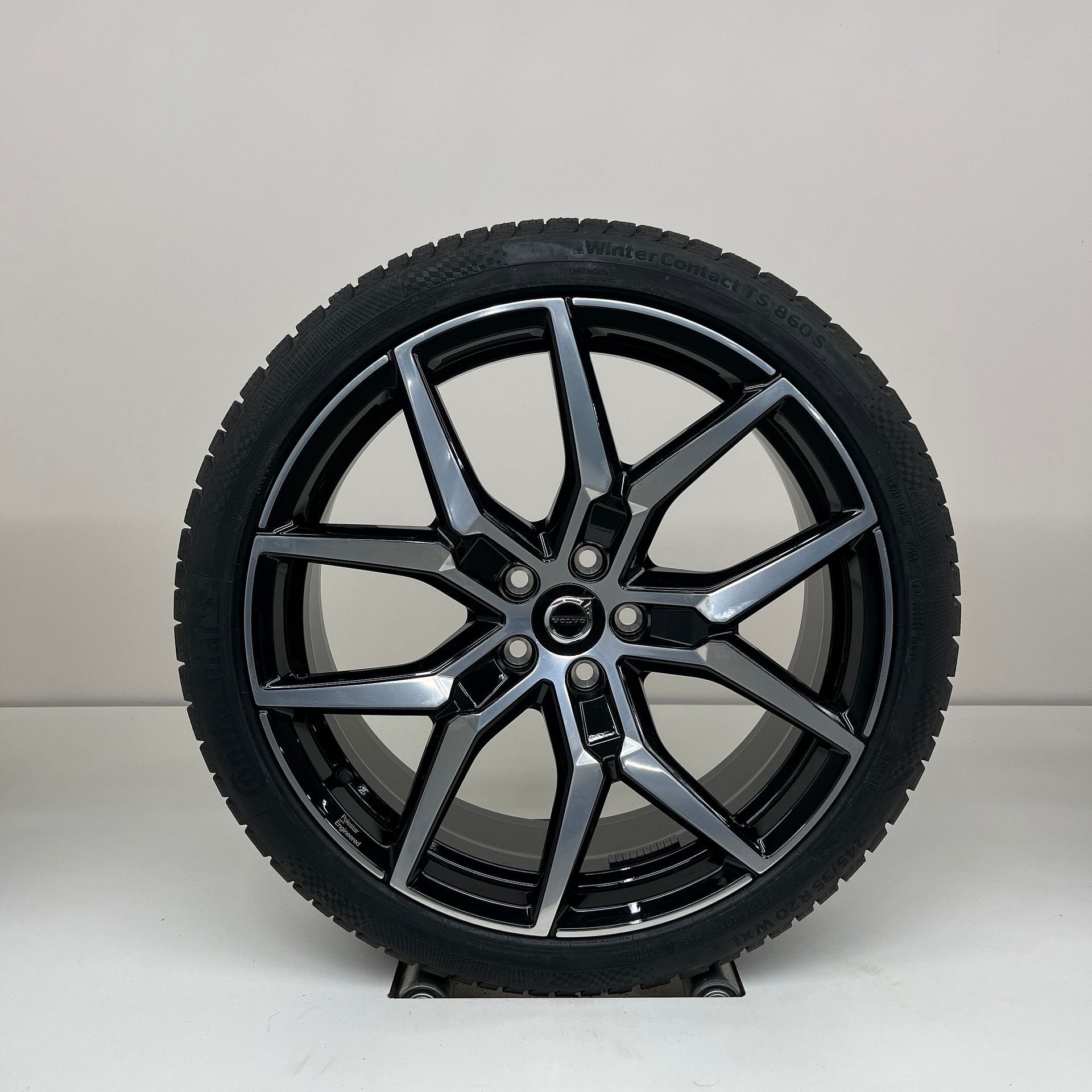 Volvo S/V60 - 20 inch - winterbanden NIEUW, Auto-onderdelen, Banden en Velgen, 245 mm, Banden en Velgen, Nieuw, Personenwagen