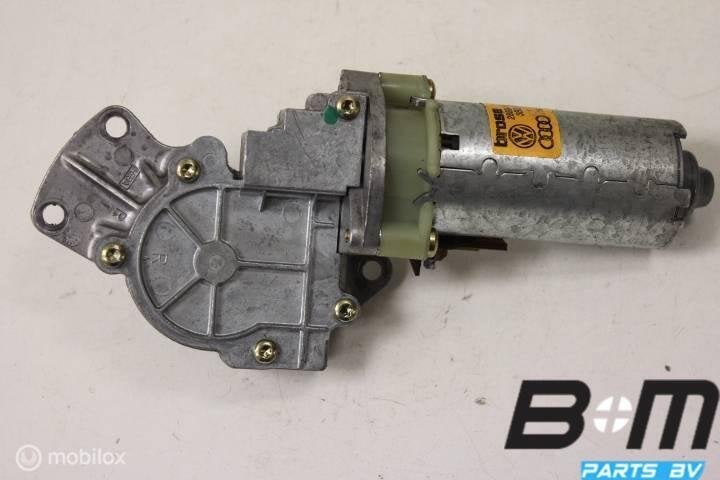 Motor voor hoogteverstelling stoel VW Golf 4 3B0959762Q, Gebruikt
